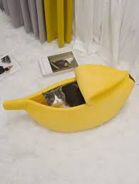 Legowisko dla kota i psa w kształcie banana